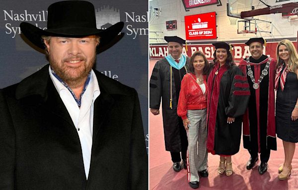 Toby Keith's Daughter Accepts His Honorary University of Oklahoma Degree 3 Months After His Death