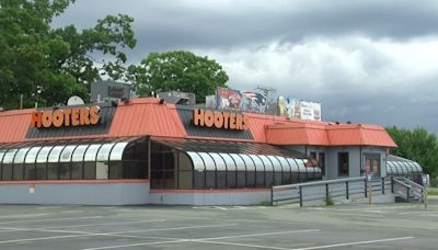 Hooters in Warwick announces closure | ABC6