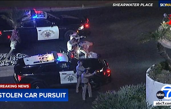 High-speed chase through Los Angeles, Orange counties ends at gated community