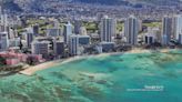 ‘Move, Move!’ Hawaii beachgoers scatter as ‘posh’ hotel’s railing falls from above