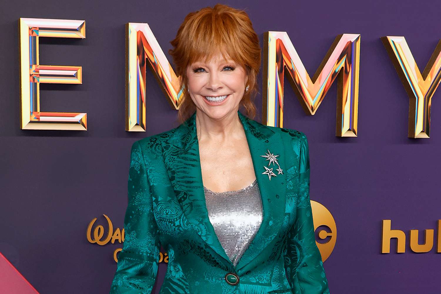 Reba McEntire Beams in an Emerald Green Suit at the 2024 Emmys