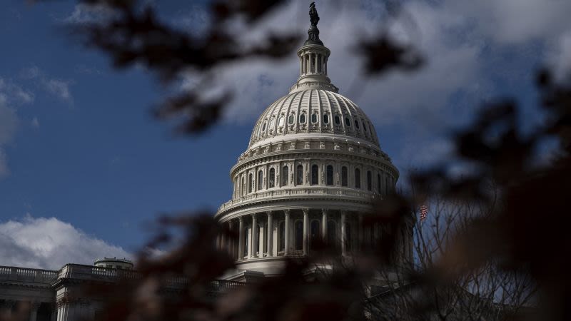 New York Public Schools chancellor scolds Republicans for ‘gotcha’ antisemitism hearing, saying district disciplined staff | CNN