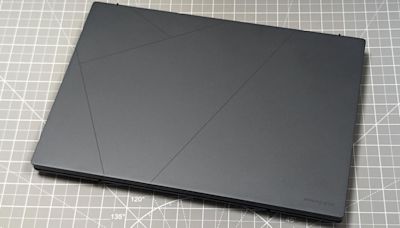 Asus Zenbook Duo (2024) Review: Can Laptop’s Twin Displays Deliver?