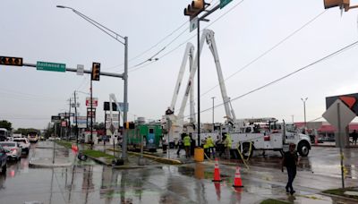 Hundreds of thousands are still without power in Houston area, here’s how it happened | World News - The Indian Express