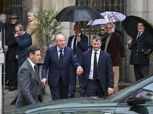 Juan Carlos I ya no está en España: abandonó el país tras el funeral de Fernando Gómez-Acebo