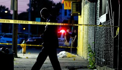 1 killed, another injured in Newark shooting, cops say