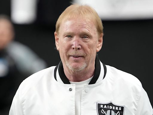 Raiders Owner Mark Davis Giving Team, Fans Everything in Attempt to be Successful