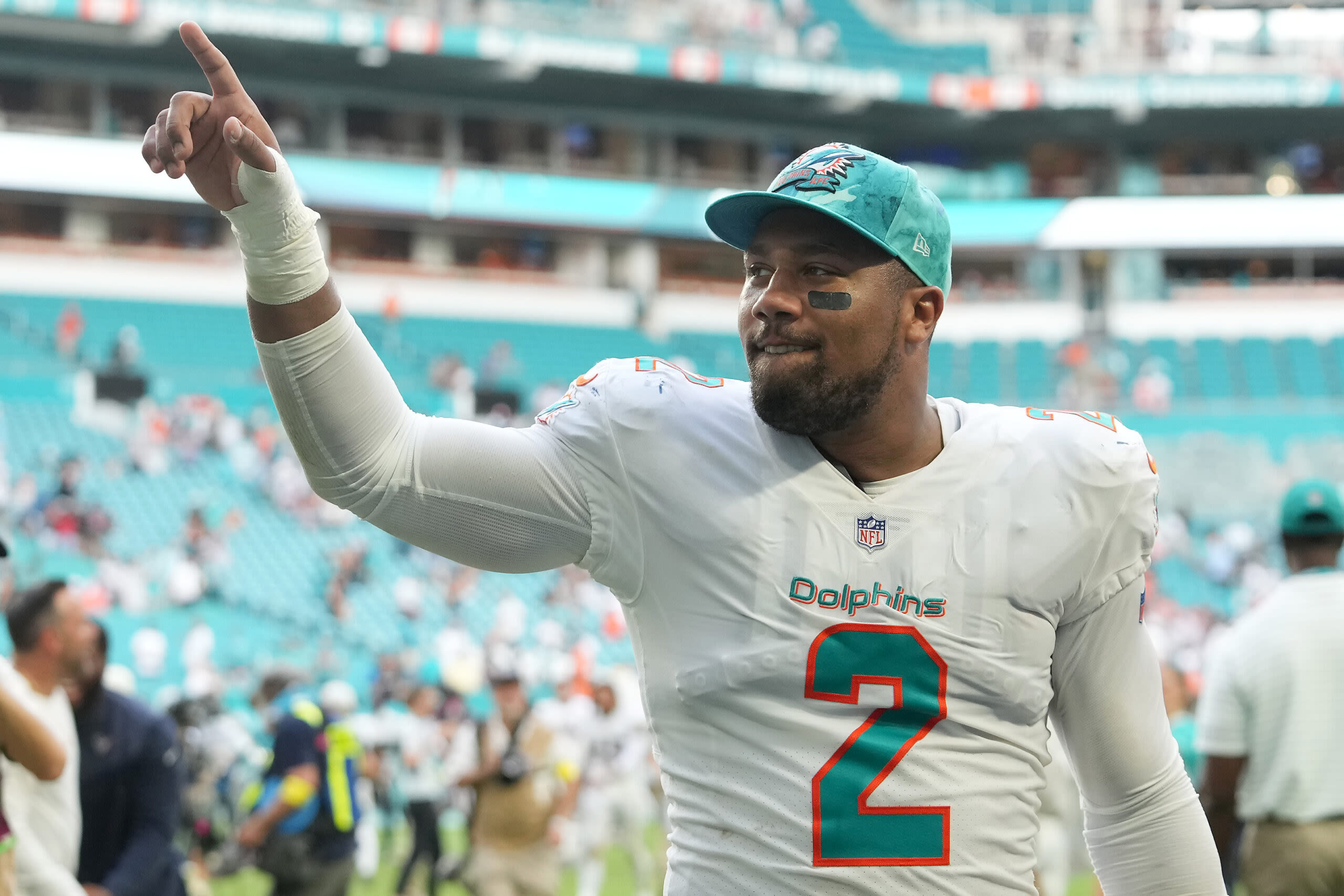 4 Dolphins players land between Nos. 62 and 67 on NFL Top 100