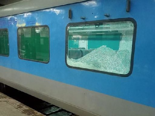 Delhi-bound train pelted with stones