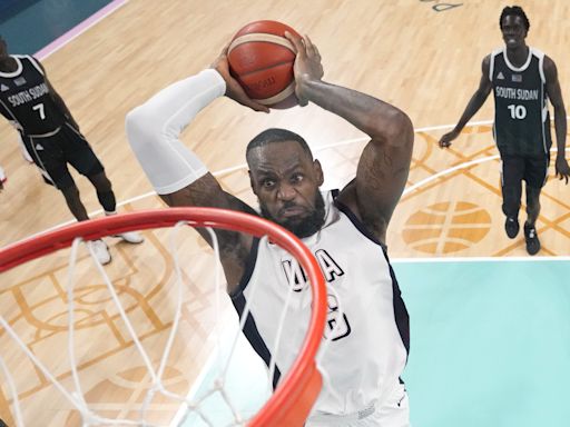 USA vs. Puerto Rico, Olympic basketball score updates | LeBron James & Co. seek 3-0 start