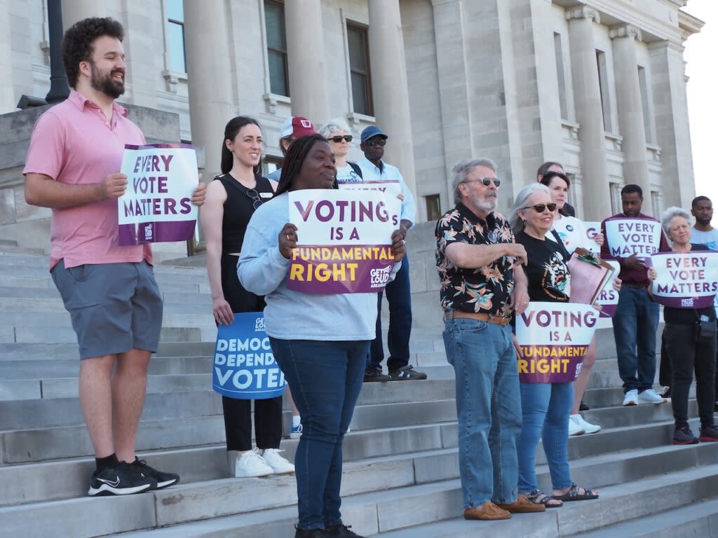 Arkansas nonprofit sues election officials over new voter registration signature rule