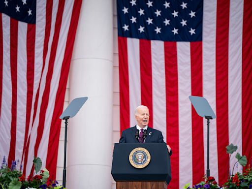 With Surprise Reversal, Biden Rewrites His Legacy and Makes a Play for History