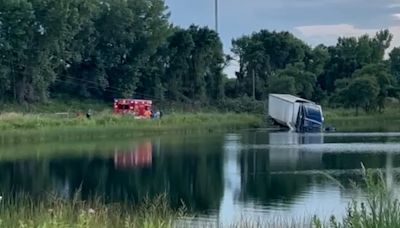 One dead after semi truck ends up in water at state recreation area in Grand Island