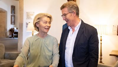 Ursula von der Leyen se reúne en Santiago con Feijoo