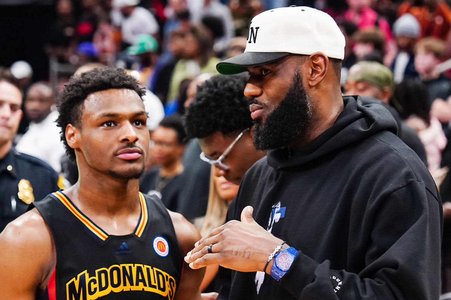 LeBron James re-signs with Lakers, opening door to first father-son teammates in NBA history