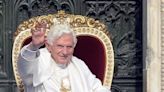 Papa Francisco revela que Papa Bento XVI está 'muito doente'