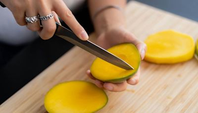 Dentist issues warning over popular hot weather fruit