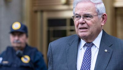 At bribery trial, ex-US official casts Sen. Bob Menendez as a villain in Egyptian meat controversy