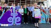 Protest yn y Senedd yn erbyn toriadau i Opera Cenedlaethol Cymru