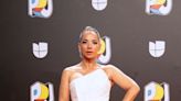 ¡Exclusiva! La increíble historia detrás del vestido blanco de Adamari López en Premios Juventud