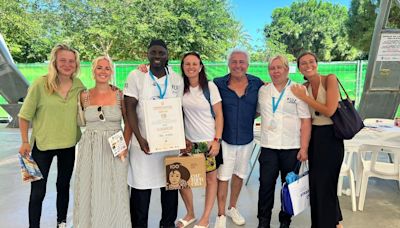 Un chef senegalés llegado a España en patera competirá por la mejor paella del mundo en Sueca