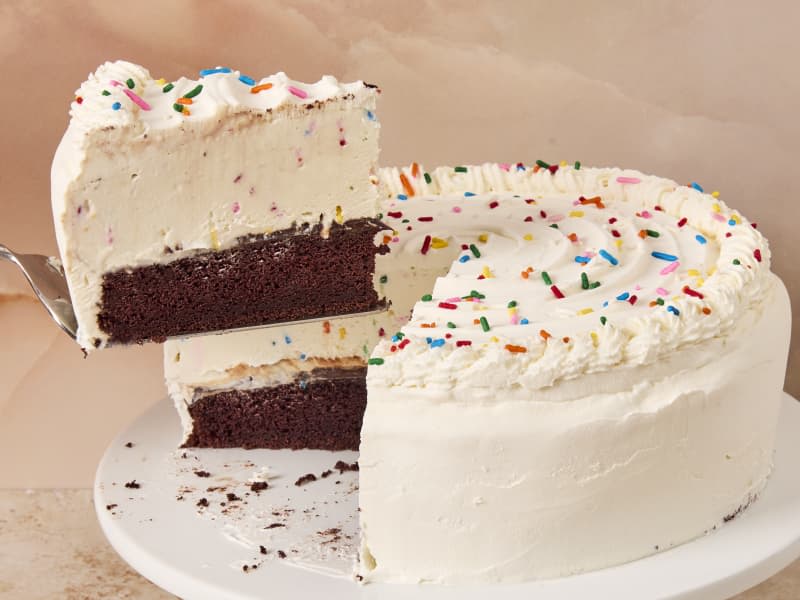 Why My Ice Cream Cake Is 100x Easier Than a Classic Birthday Cake