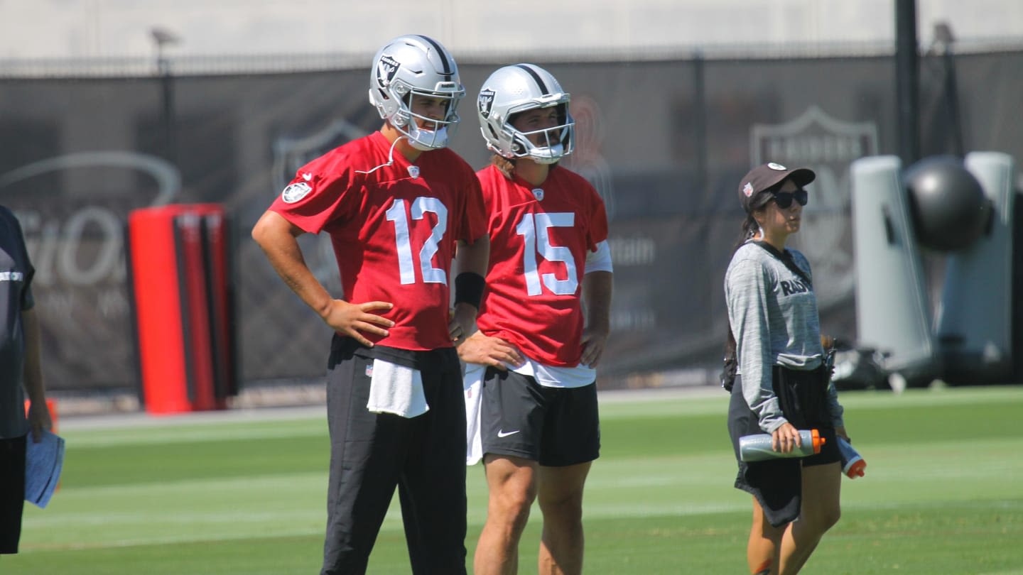 Raiders Legend on Who He Thinks Starts at QB in 2024