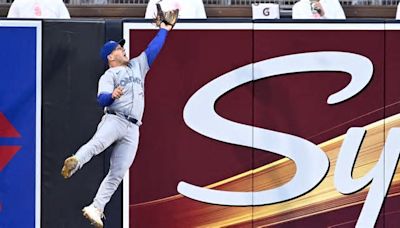 Justin Turner homers as Blue Jays stroll past Padres