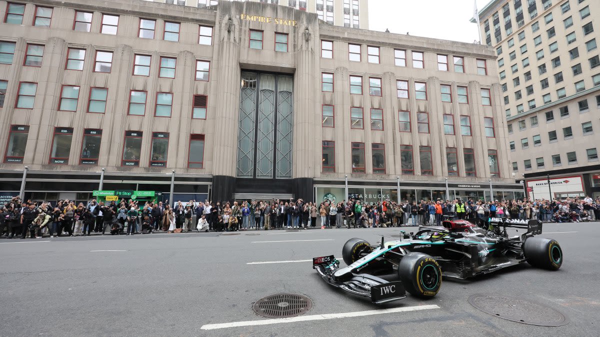 F1 driver Lewis Hamilton does donuts on New York City streets