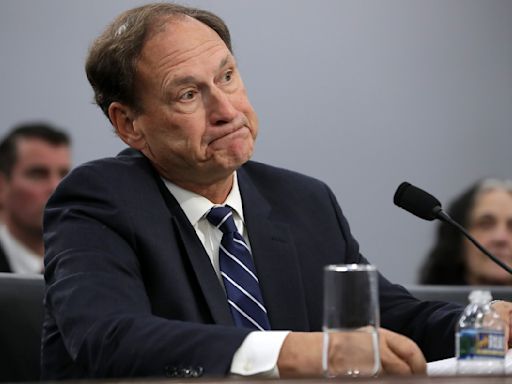 Samuel Alito Can’t Tell the Difference Between Sex Discrmination and Peanut Butter