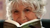 Algunos de los libros de Alice Munro, premio Nobel de Literatura 2013