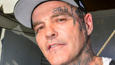 Luto en la música: Fallece Shifty Shellshock, cantante de Crazy Town