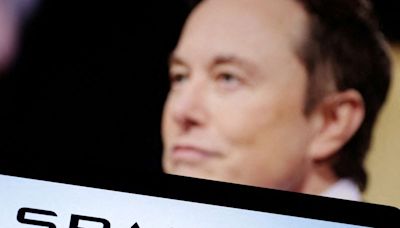 Musk says SpaceX will move headquarters to Texas from California