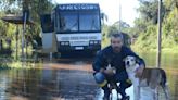 Ônibus vira casa para morador da área rural de Porto Alegre