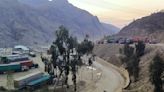 Pakistan shuts key crossing into Afghanistan after border guards exchange fire