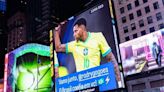 Times Square exibe mensagem de incentivo a Rodrygo, camisa 10 da Seleção Brasileira