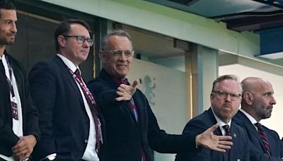 Up the Villa – Tom Hanks supports Aston Villa at Premier League game