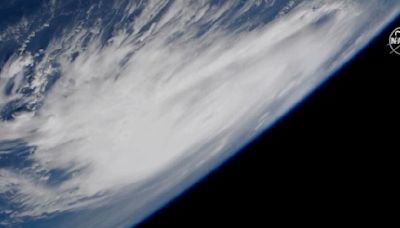 Scientists consider a Category 6 for mega-hurricane era
