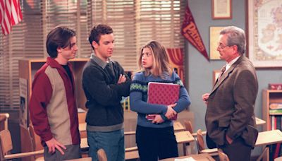 ‘Boy Meets World’s William Daniels, 97, Reunites With 3 ‘Favorite Students’ in Rare Photo