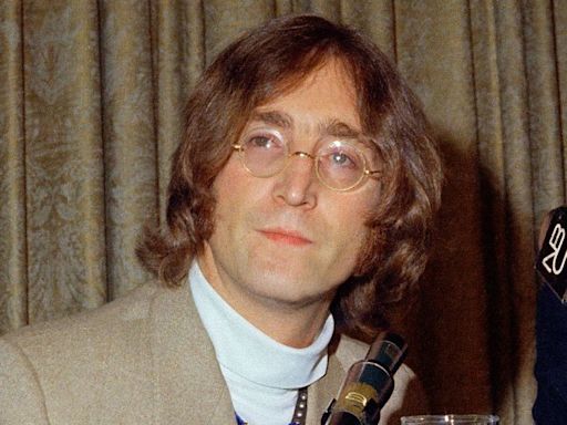 Imagine que la guitarra perdida de Lennon bate un récord mundial en una subasta y acertará