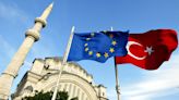 Breve história do tortuoso caminho da Turquia para aderir à União Europeia