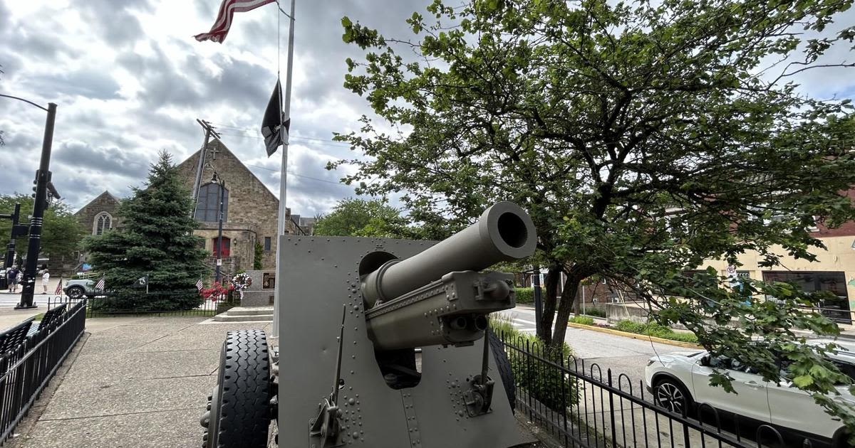 Brookline hosts 90th Memorial Day parade with dedication of World War I cannon