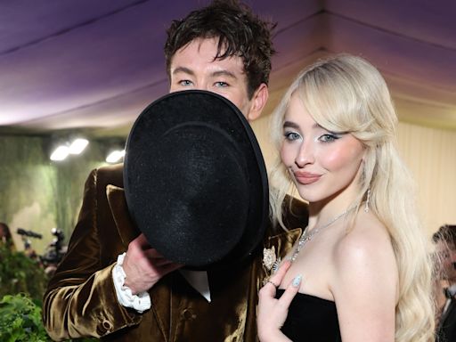 Tras meses de rumores, Sabrina Carpenter y Barry Keoghan debutan con descaro en la alfombra roja de la Met Gala 2024