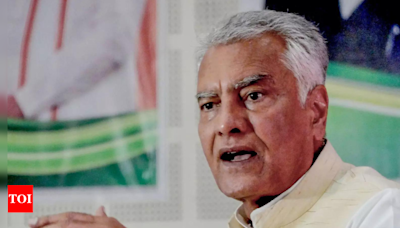 'People will turn against you, self styled farmer leaders need to introspect': Sunil Jakhar | Ludhiana News - Times of India