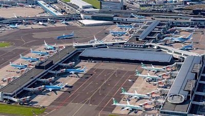 Pessoa morre sugada por turbina de avião em aeroporto na Holanda