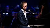 Ben Folds to bring Paper Airplane Request Tour to Kalamazoo
