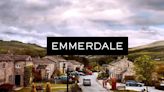 Delighted Emmerdale star to become a dad as he announces fiancée's pregnancy