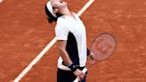 Jabeur ousts Fernandez to book French Open fourth-round spot
