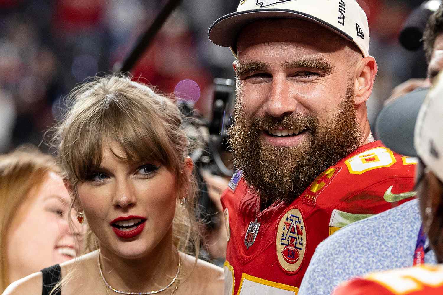 Inside Taylor Swift and Travis Kelce’s ‘Very Happy’ N.Y.C. Dinner Date at Hotspot Lucali (Exclusive)