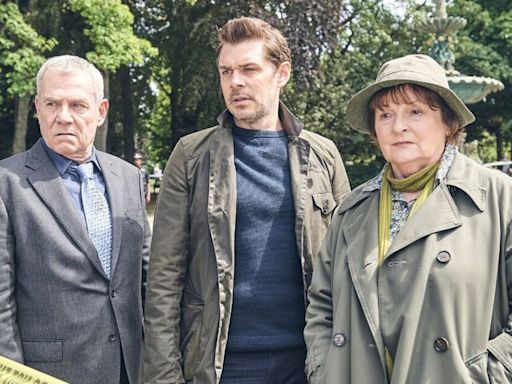 Vera star sparks frenzy in major career move with Death in Paradise icon